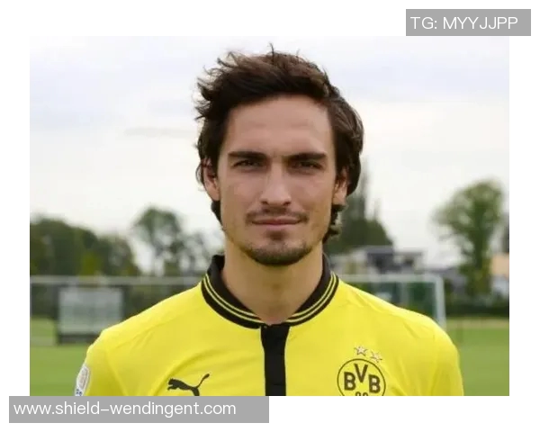 央视天下足球深度解析全球足球盛事精彩瞬间与球星传奇故事